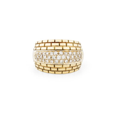 View full screen - View 1 of Lot 47. CARTIER | BAGUE DIAMANTS | DIAMOND RING.