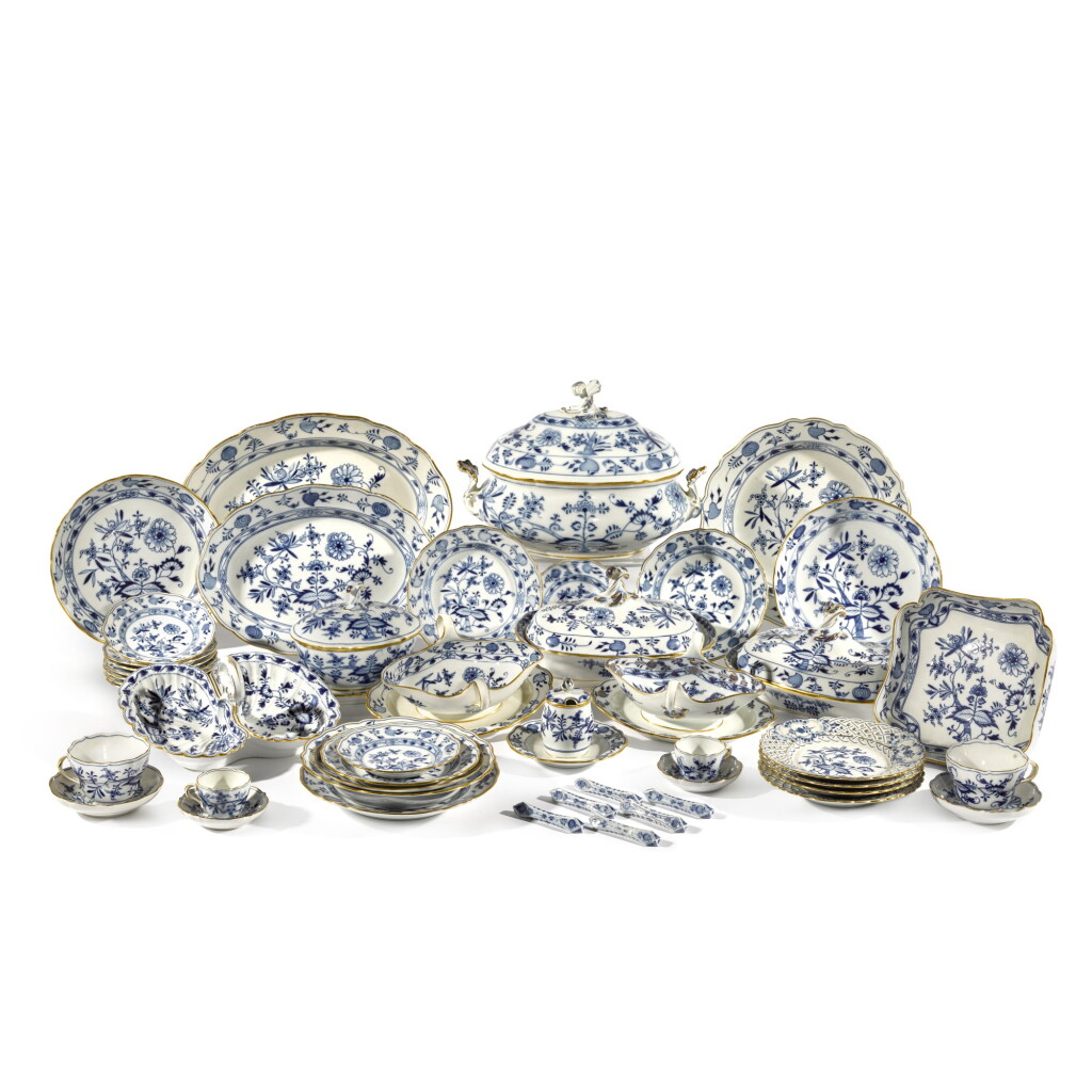 View full screen - View 1 of Lot 40. A Meissen "Onion" pattern blue and white part dinner service, circa 1900.