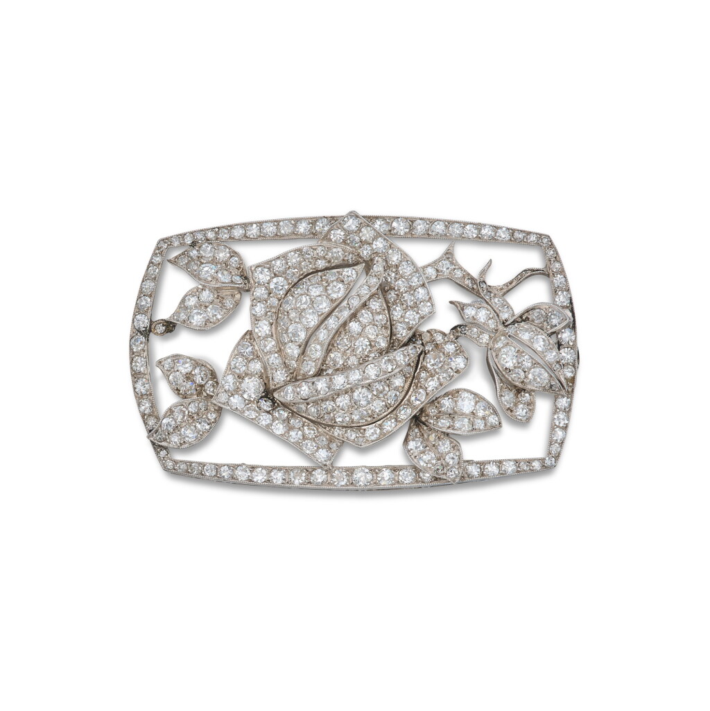 View full screen - View 1 of Lot 295. Diamond Brooch.