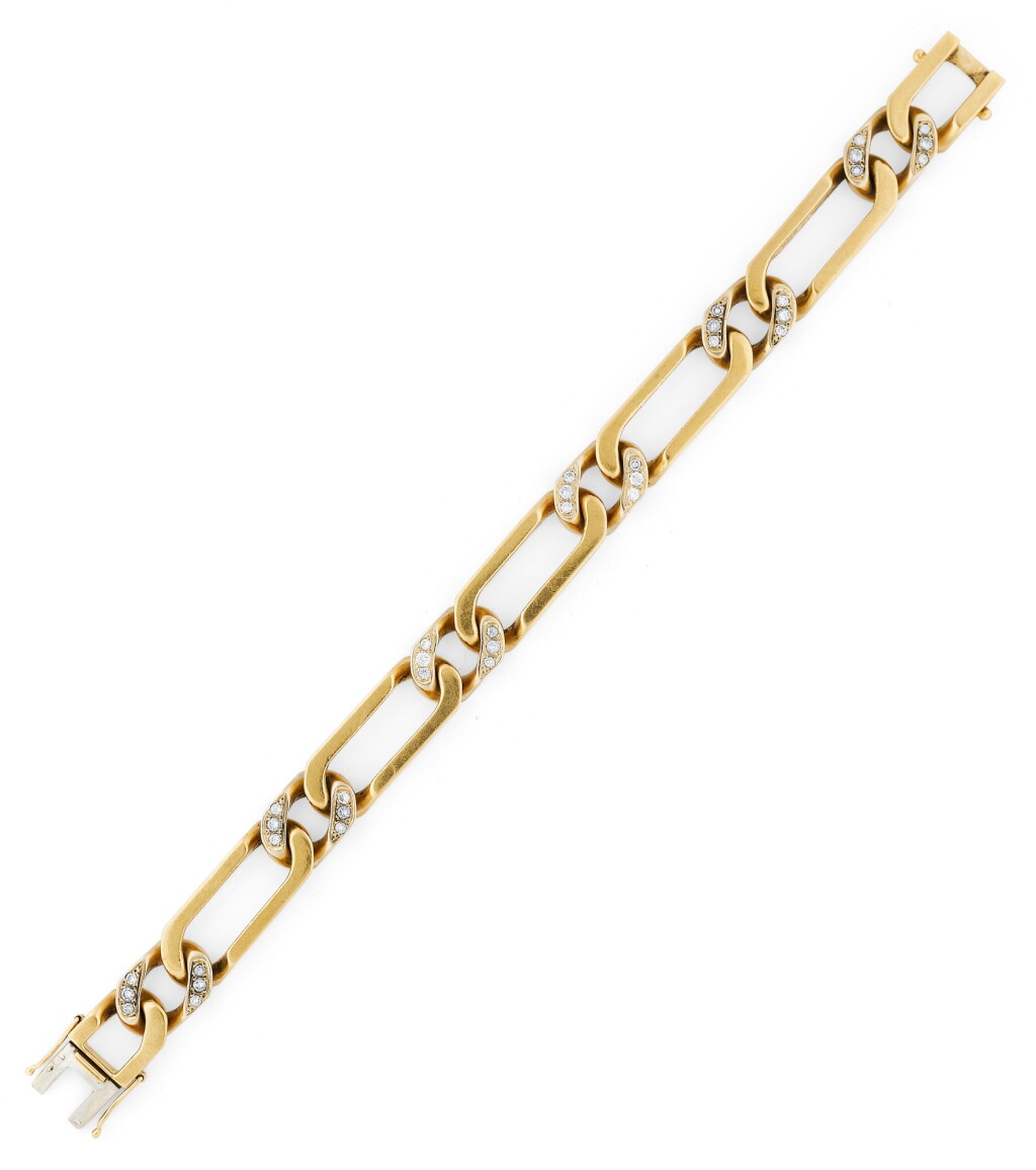 View full screen - View 1 of Lot 128. Bracelet or et diamants | Gold and diamond bracelet.