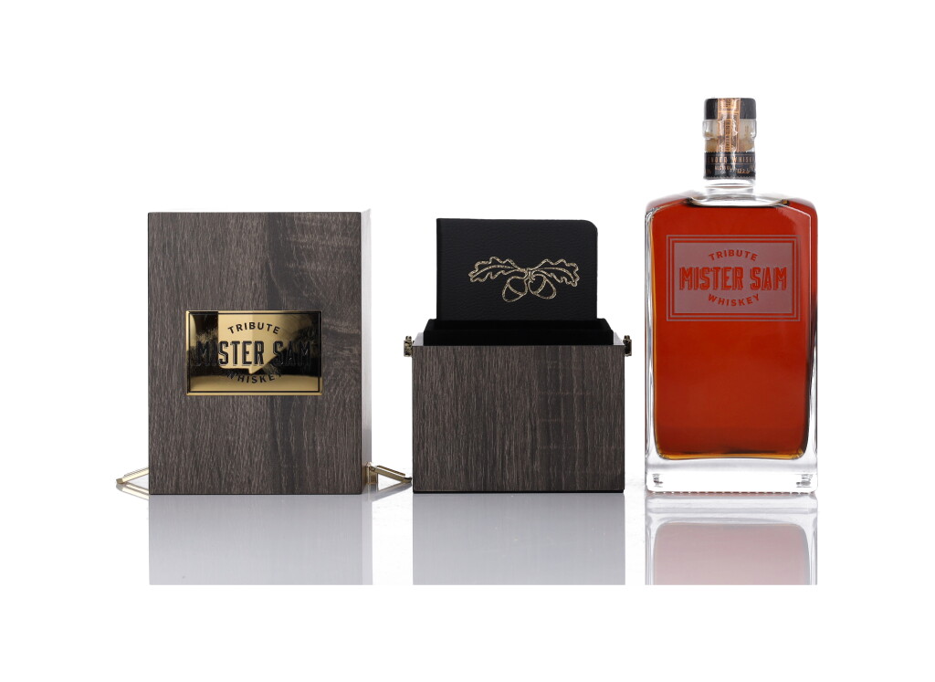 Voir en plein écran - Voir 1 du lot 177. Mister Sam Tribute Whiskey 122.6 proof NV (1 BT 75cl).