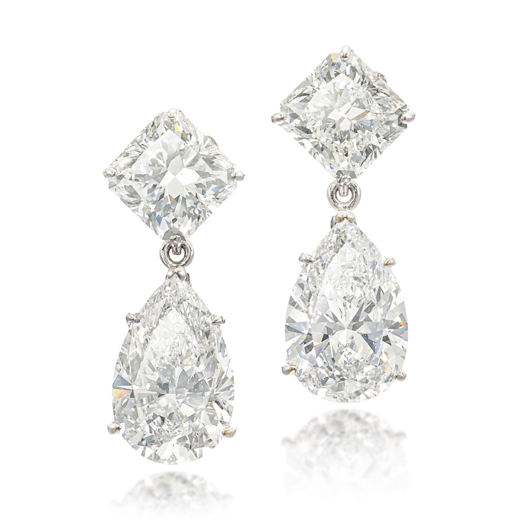 View full screen - View 1 of Lot 1615. Pair of Diamond Earrings | 5.47 及 5.07克拉 梨形 D色 鑽石 配 鑽石 耳環 一對.