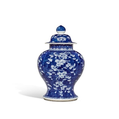 View full screen - View 1 of Lot 9. A blue and white ‘prunus’ vase and cover, Qing dynasty.