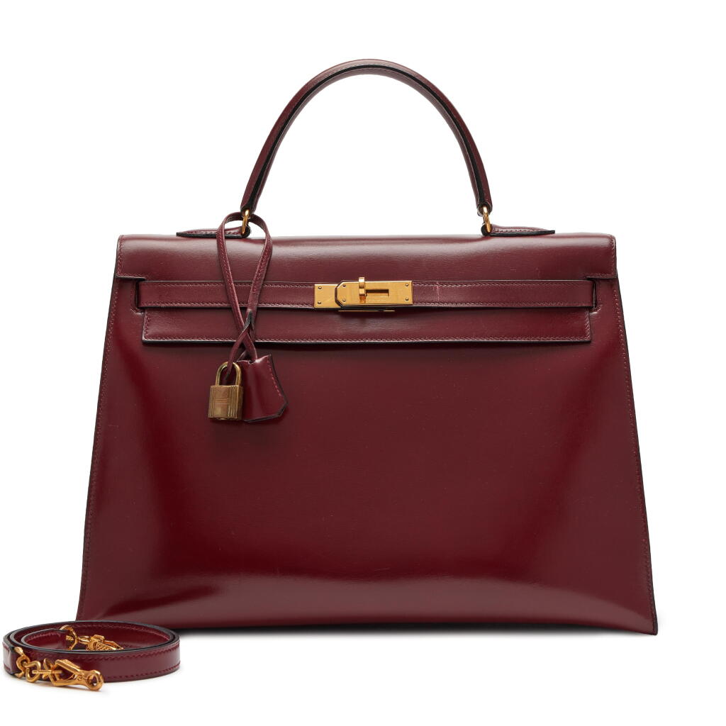 View full screen - View 1 of Lot 106. Vintage Rouge H Box Kelly 35 Sellier Gold Hardware, 1992.