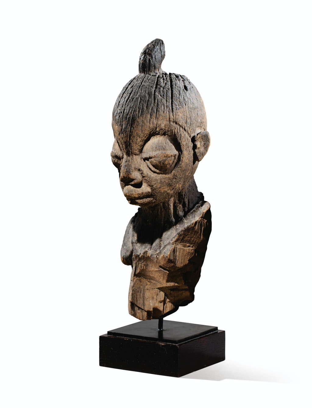 View full screen - View 1 of Lot 54. BUSTE, YORUBA, NIGERIA | YORUBA BUST, NIGERIA .