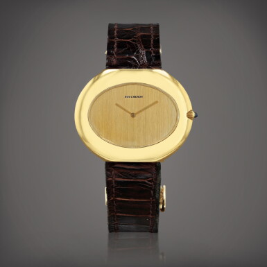 View full screen - View 1 of Lot 713. Montre bracelet oval en or jaune | Yellow gold oval wristwatch Vers 1970 | Circa 1970.