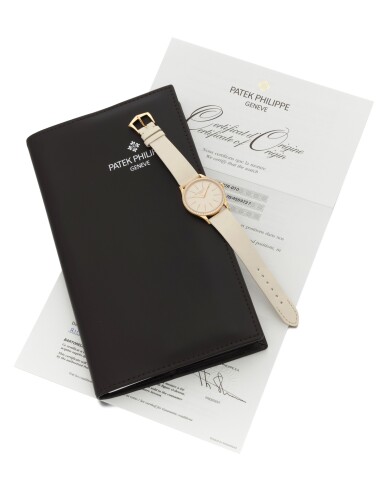 View full screen - View 1 of Lot 117. Calatravas diamond wristwatch (Orologio da polso in diamanti Calatrava).