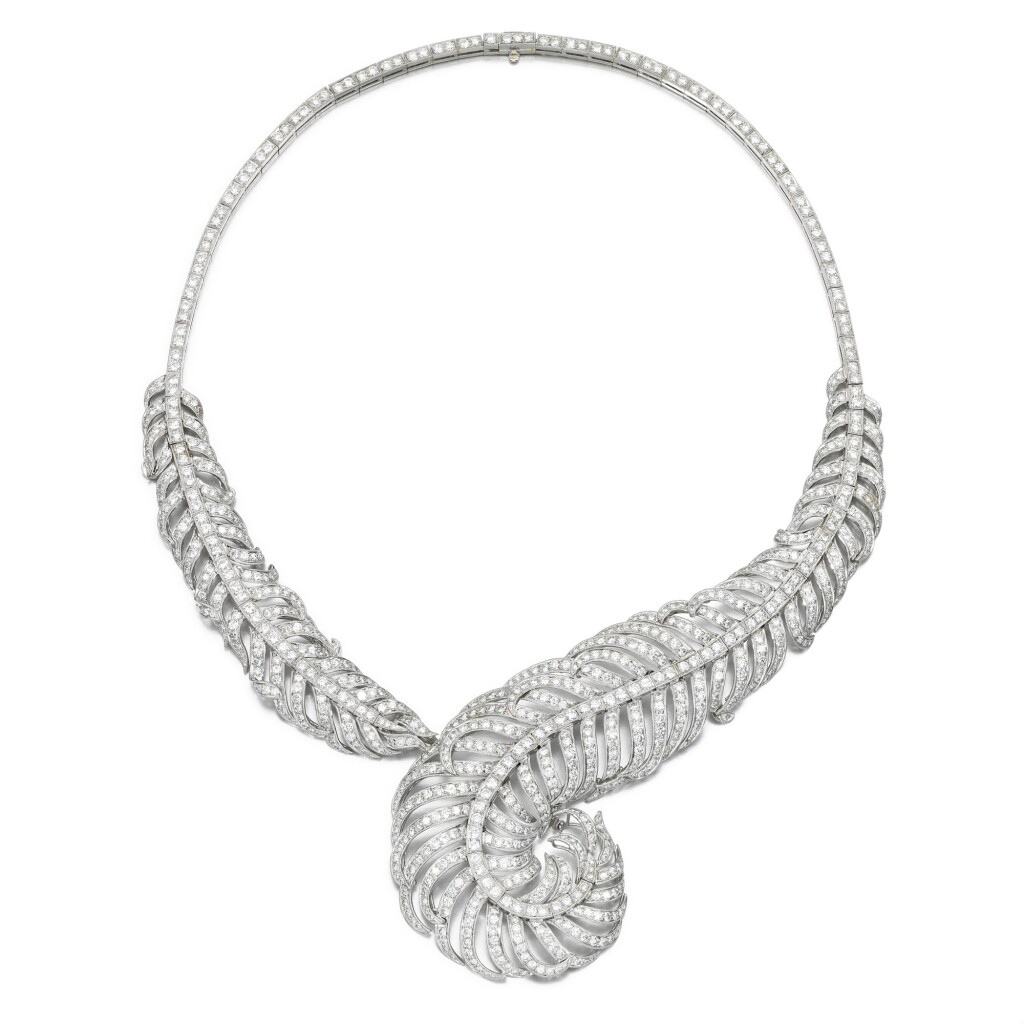View full screen - View 1 of Lot 325. Diamond necklace.
