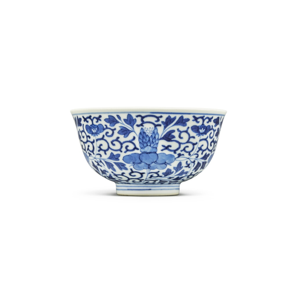 View full screen - View 1 of Lot 1034. A blue and white 'lotus' bowl, Mark and period of Guangxu | 清光緒 青花纏枝蓮紋盌 《大清光緒年製》款.