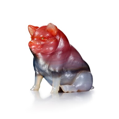 View full screen - View 1 of Lot 1001. A Fabergé jewelled agate model of a pig, St Petersburg, circa 1900.