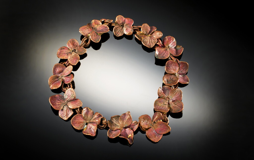 View full screen - View 1 of Lot 429. "Hortensia" Necklace.