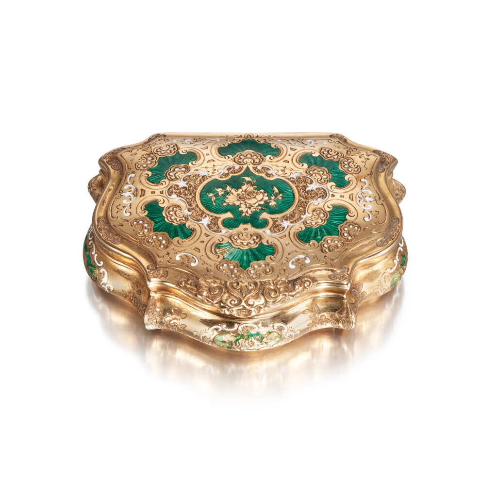 View full screen - View 1 of Lot 432. A Gold and Enamel Snuff Box, Probably Hanau, Circa 1840.