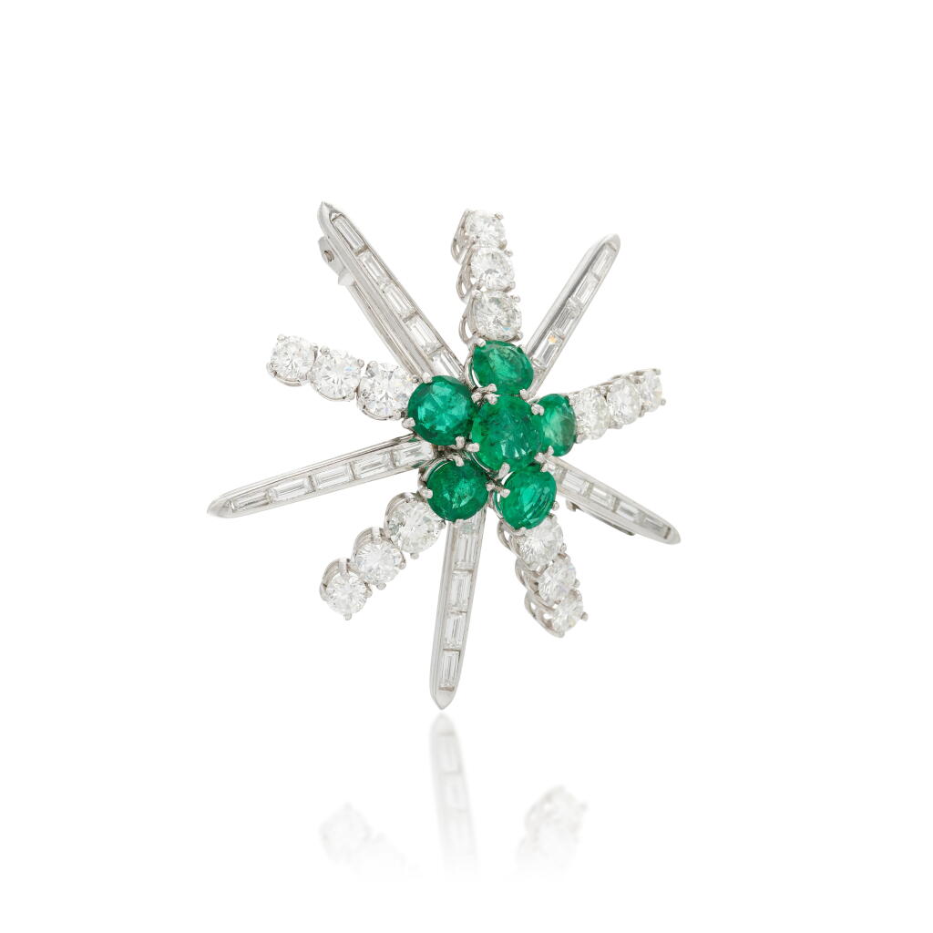 View full screen - View 1 of Lot 229. Raiola, Diamond and emerald brooch (Spilla in smeraldi e diamanti, Raiola).
