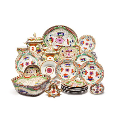 View full screen - View 1 of Lot 349. An English Porcelain ‘Dragons in Compartments’ Assembled Part-Dinner and Dessert Service, Late 18th/ 19th Century.