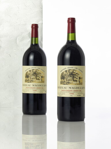 View full screen - View 1 of Lot 5701. Château Magdelaine 1998 (5 MAG).