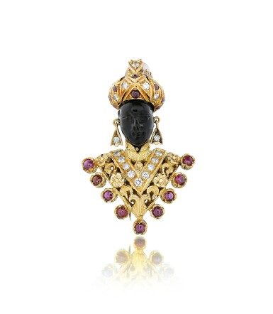 View full screen - View 1 of Lot 107. Broche ambre, pierre de lune, rubis et diamants | Amber, moonstone, ruby and diamond brooch.