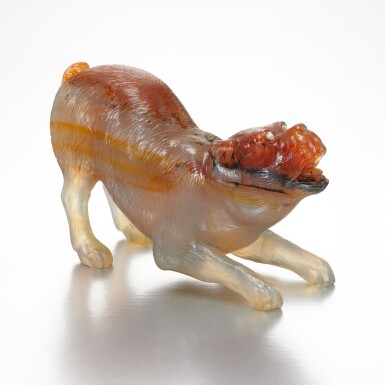 View full screen - View 1 of Lot 1. A RARE FABERGÉ JEWELLED AGATE MODEL OF A DOG, ST PETERSBURG, CIRCA 1900.