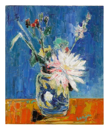 View full screen - View 1 of Lot 18. BERNARD LORJOU | FLEUR BLANCHE AU FOND BLEU.