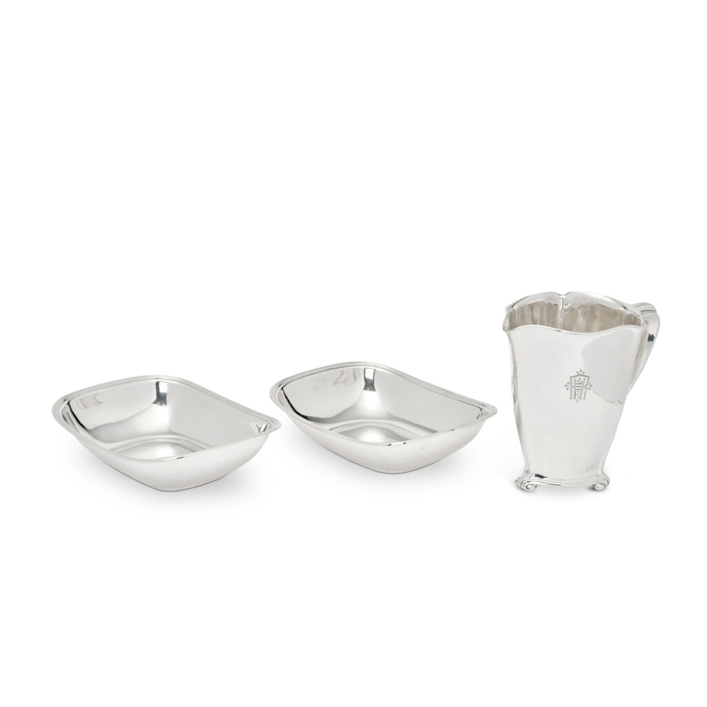 View full screen - View 1 of Lot 1142. Two American Silver Bowls and a Pitcher, Tiffany & Co., New York, 1943-45 / 1902-07.