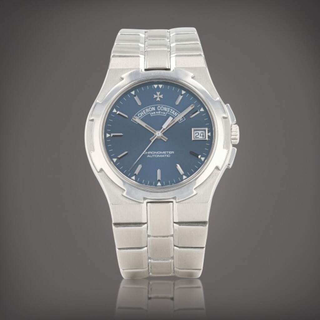 View full screen - View 1 of Lot 114. Overseas, reference 42042/423A Montre bracelet en acier avec date | Stainless steel wristwatch with date and bracelet Vers 2000 | Circa 2000.