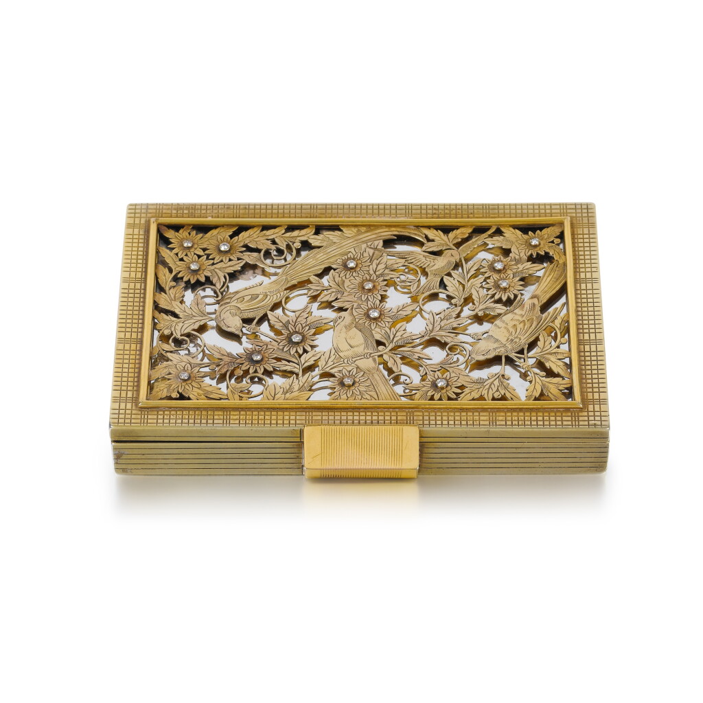 View full screen - View 1 of Lot 56. Minaudière vermeil et diamants | Silver-gilt and diamond vanity case.