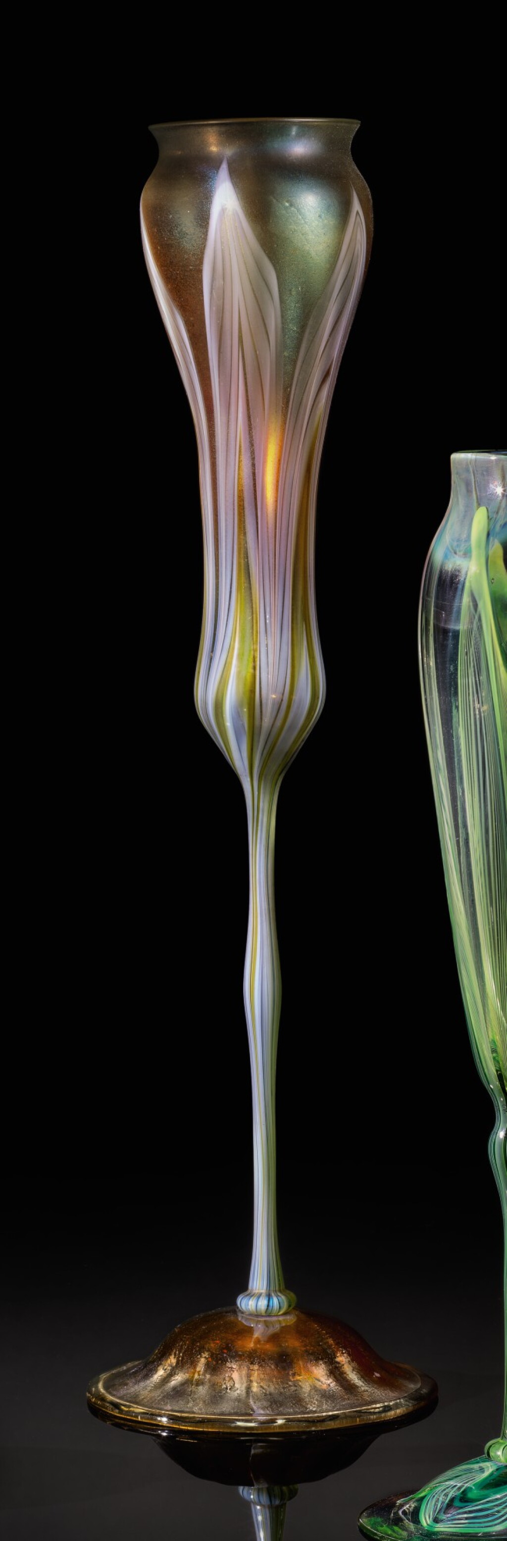 View full screen - View 1 of Lot 442. TIFFANY STUDIOS | FLOWER FORM VASE.