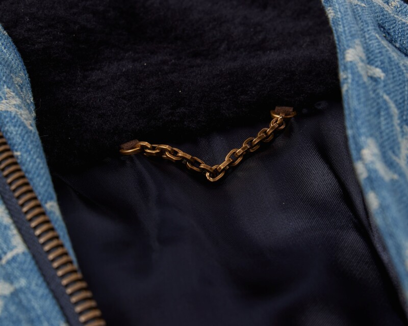 Cover image 0