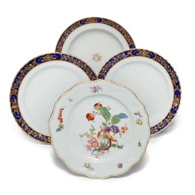 View full screen - View 1 of Lot 65. A Group of Chinese Export Plates Qing dynasty, 18th / 19th Century | 清十八 / 十九世紀 藍彩描金及粉彩盤一組四件.