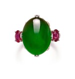 JADEITE, RUBY, PINK SAPPHIRE AND DIAMOND RING | 天然翡翠, 紅寶石 配 粉紅剛玉 及 鑽石 戒指