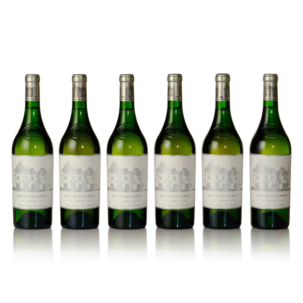 View full screen - View 1 of Lot 135. Château Haut Brion Blanc 2005 (12 BT).