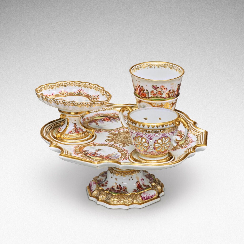 View full screen - View 1 of Lot 71. A very rare Meissen chocolate set, Circa 1730-35 .
