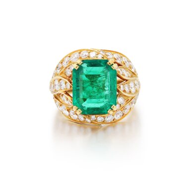 View full screen - View 1 of Lot 709. Emerald and diamond ring.