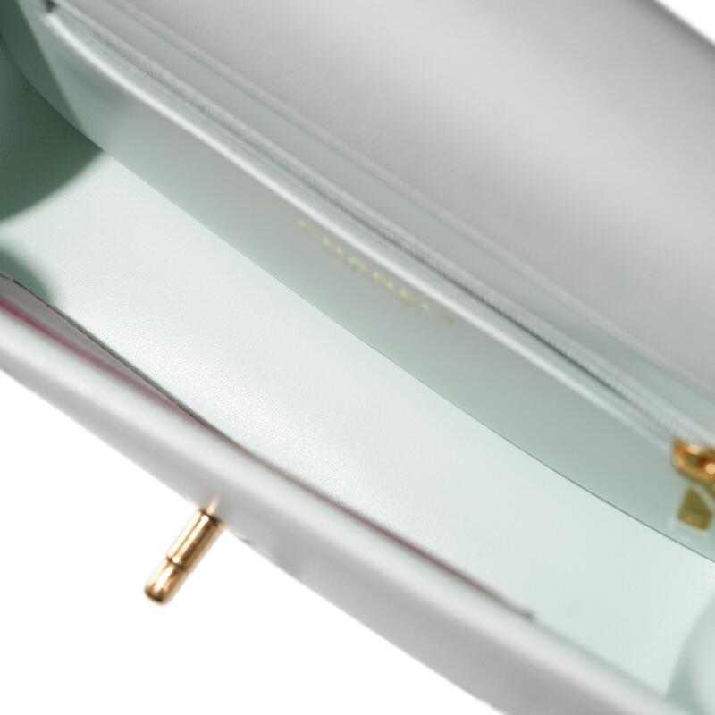 Cover image 0