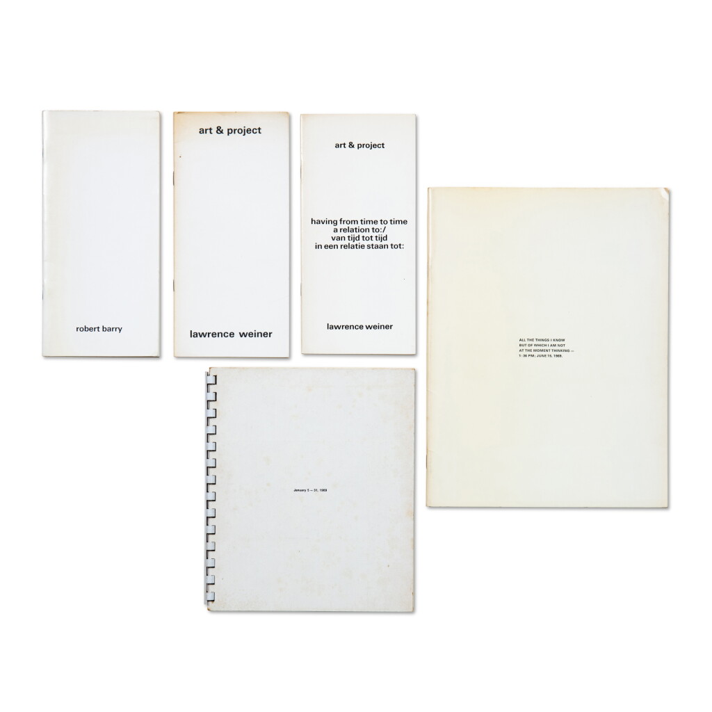 View full screen - View 1 of Lot 143. 5 ouvrages conçus par ou sur : Weiner, Barry, Huebler, Kosuth, dont "Art & Project".