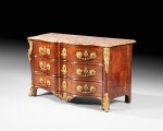 A gilt-bronze-mounted tulipwood and kingwood commode, French Régence, attributed to François Garnier | Commode en placage de bois de rose, bois de violette et bronze doré d'époque Régence, attribuée à François Garnier