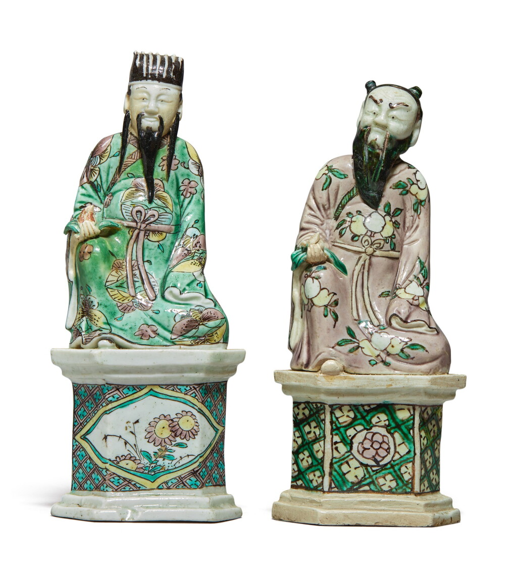 View full screen - View 1 of Lot 686. Two famille-verte biscuit Daoist figures, Qing dynasty, Kangxi period.