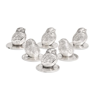 View full screen - View 1 of Lot 85. A set of six Edwardian silver 'Easter chick' menu holders, S. Mordan & Co. Ltd., Chester 1908.