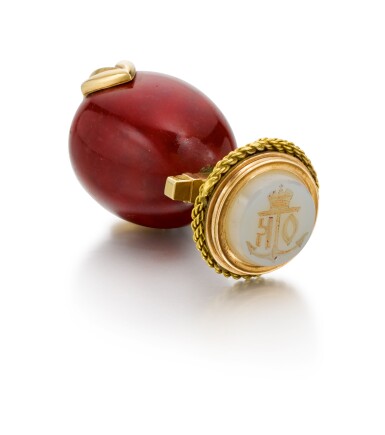 View full screen - View 1 of Lot 233. A Fabergé gold, purpurine and agate desk seal, workmaster Erik Kollin, St Petersburg, 1899-1901.