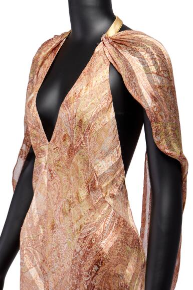 zac posen gold dress Zac Posen Designs 24-Karat Gold Dress Worth $1.5 Million