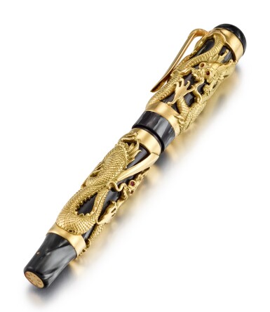 View full screen - View 1 of Lot 8019. MONTEGRAPPA | A LIMITED EDITION YELLOW GOLD, BLACK MOTHER OF PEARL AND RESIN FOUTAIN PEN, CIRCA 2000.