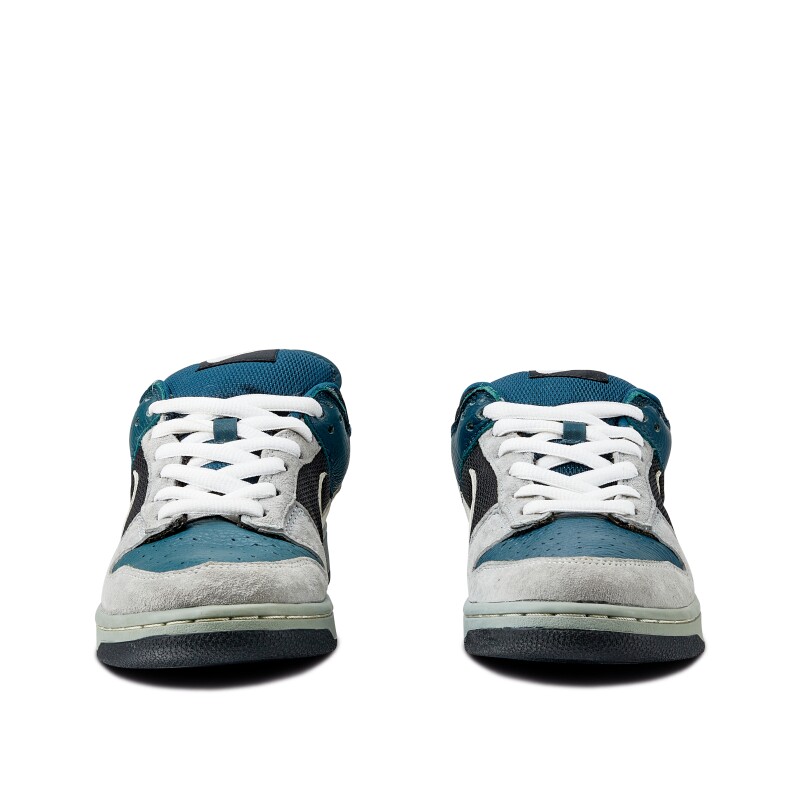 Cover image 0