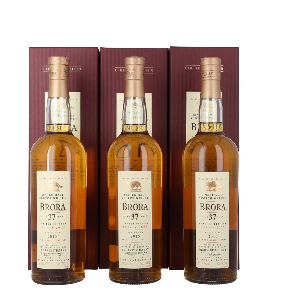 View full screen - View 1 of Lot 5390. Brora Fourteenth Annual Release 37 Year Old 50.4 abv NV (3 BT70).