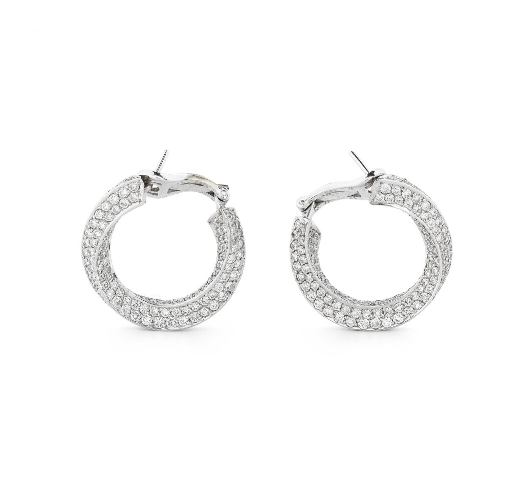 View full screen - View 1 of Lot 182. Paire de boucles d'oreille diamants | Pair of diamond earrings.