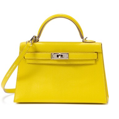 View full screen - View 1 of Lot 435. Lime Chèvre Mysore Mini Kelly 20 II Palladium Hardware, 2017.