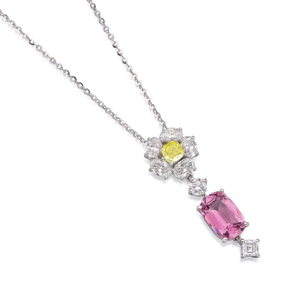View full screen - View 1 of Lot 2860. Fancy Vivid Greenish Yellow Diamond, Spinel and Diamond Pendent Necklace | 0.42克拉 艷彩綠黃色鑽石 配 2.42克拉 天然未經加熱尖晶石 及 鑽石 項鏈.