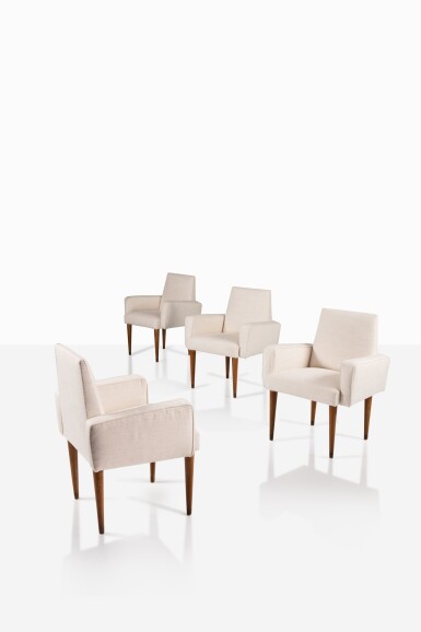 View full screen - View 1 of Lot 107. Suite de quatre fauteuils.