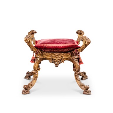 1742 Taburete italiano de madera dorada tallada Francesco Passarini Bolonia subastado en 26670€ 1742 Taburete italiano de madera dorada tallada Francesco Passarini Bolonia subastado en 26670€