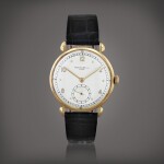 Calatrava 'large teardrop lugs', reference 1509 Montre bracelet en or jaune | Yellow gold wristwatch Vers 1942 | Circa 1942