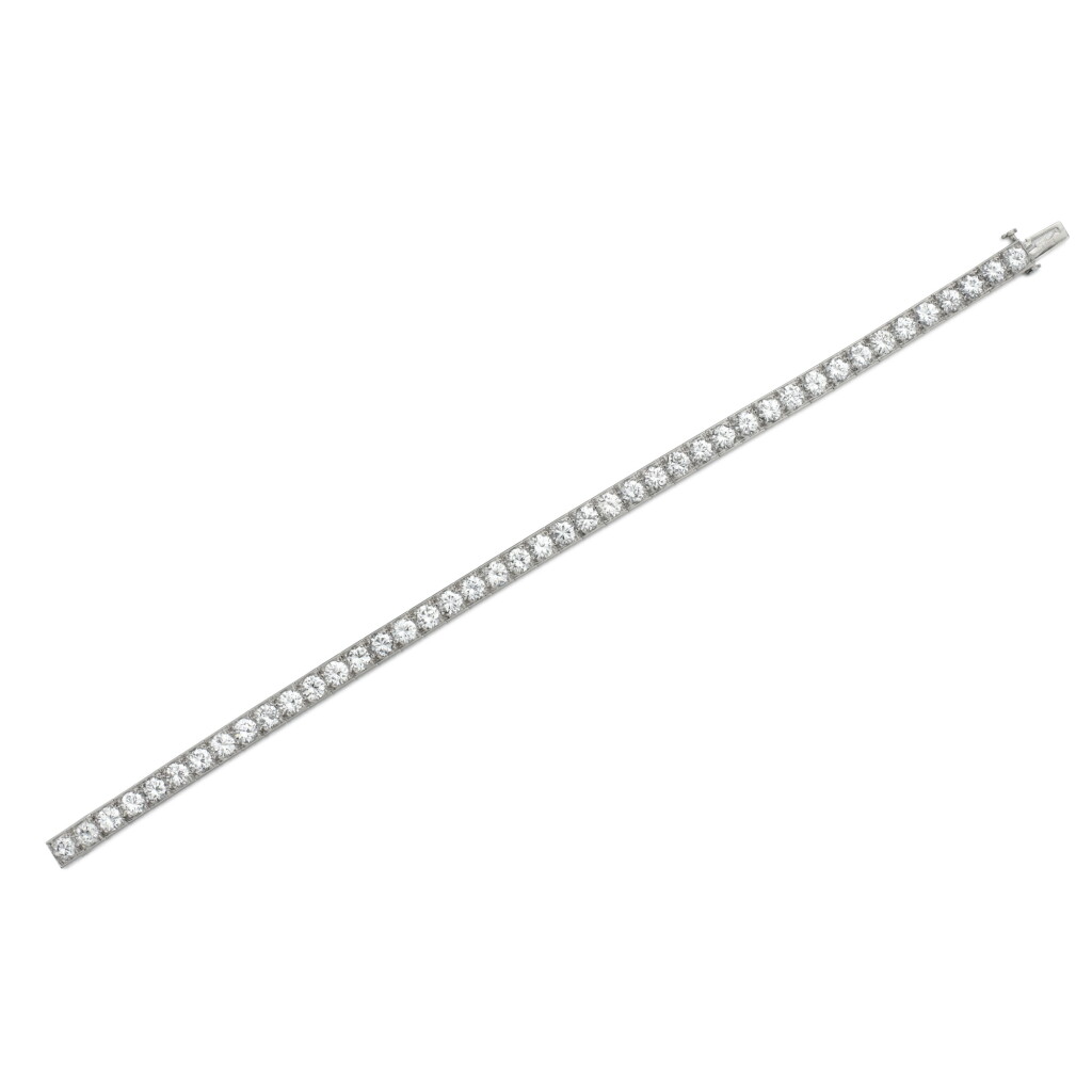 View full screen - View 1 of Lot 436. Diamond Bracelet.