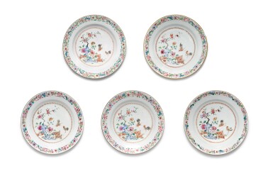 View full screen - View 1 of Lot 289. A famille-rose 'cokerell' dish and four plates, Qing dynasty, Qianlong period.